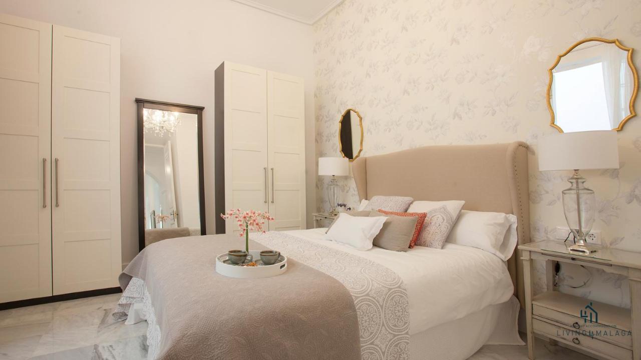 Апартаменты Living4Malaga Aduana Presidential Экстерьер фото