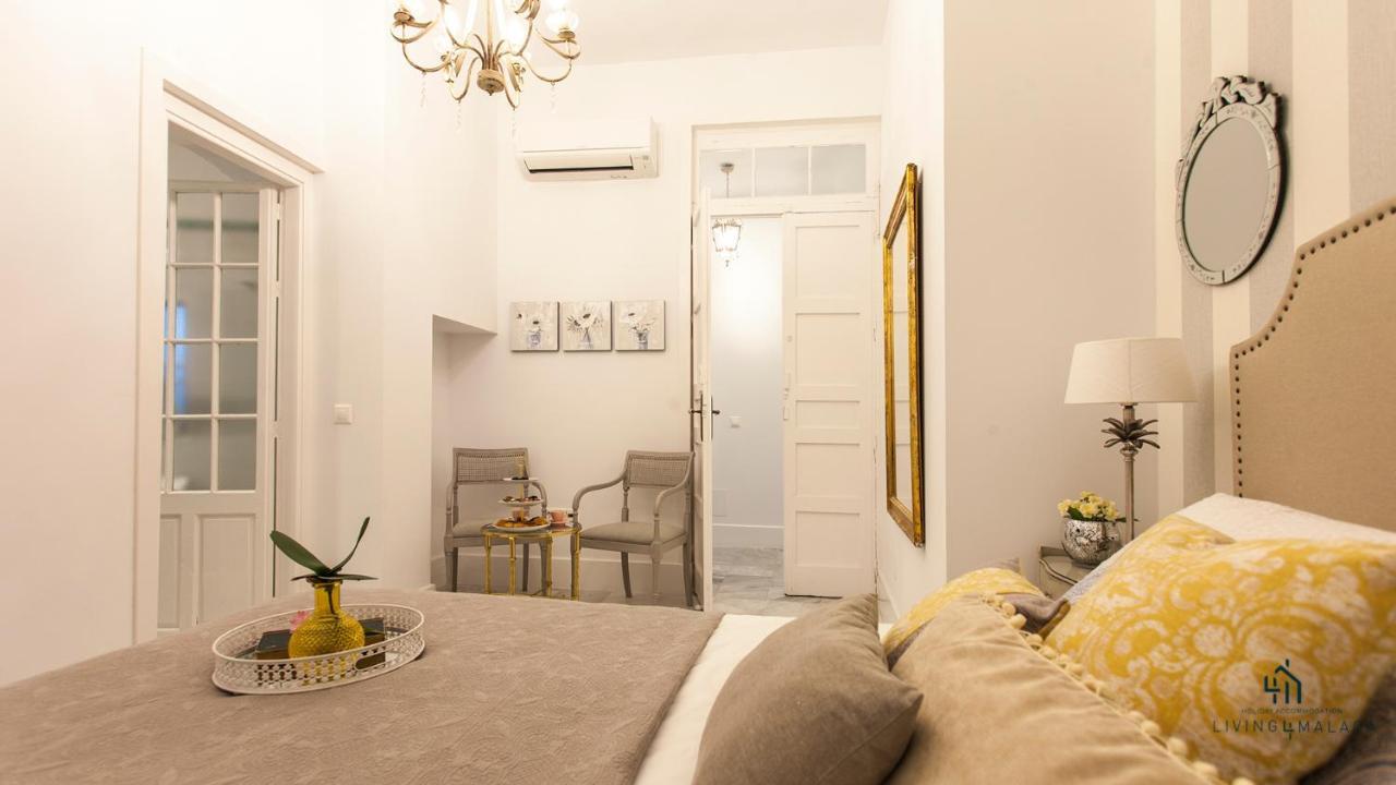 Апартаменты Living4Malaga Aduana Presidential Экстерьер фото