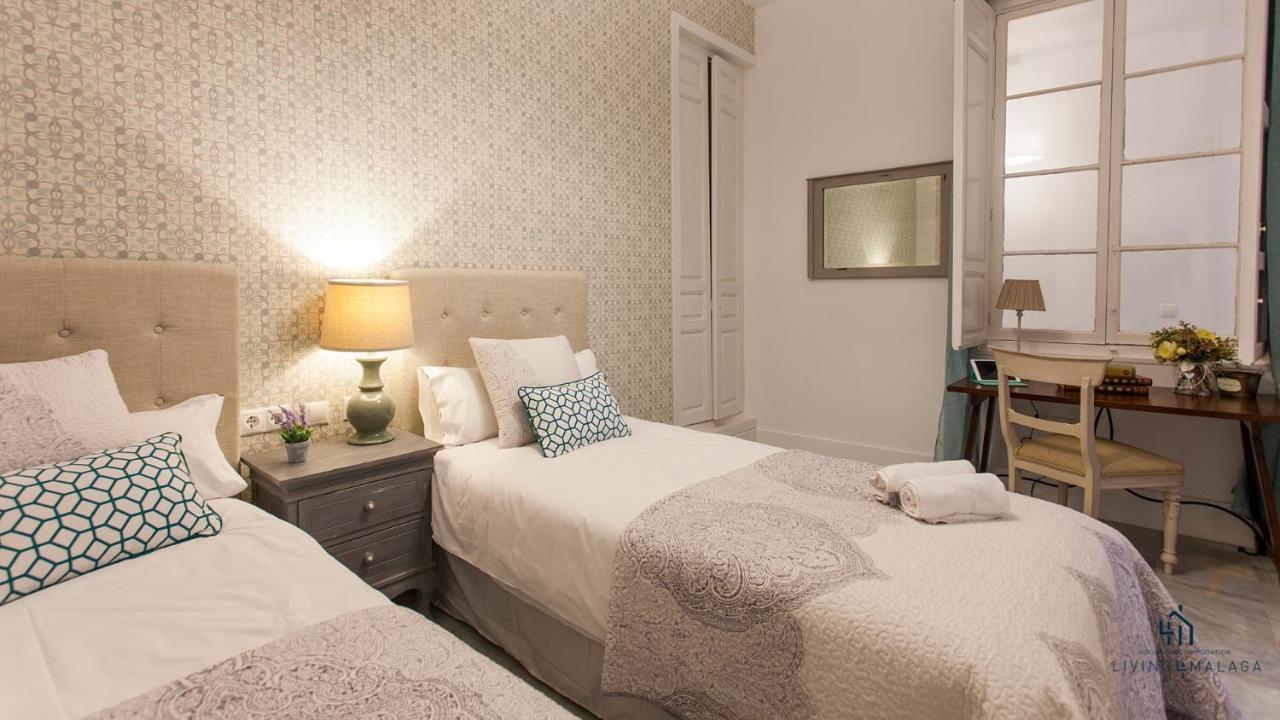 Апартаменты Living4Malaga Aduana Presidential Экстерьер фото
