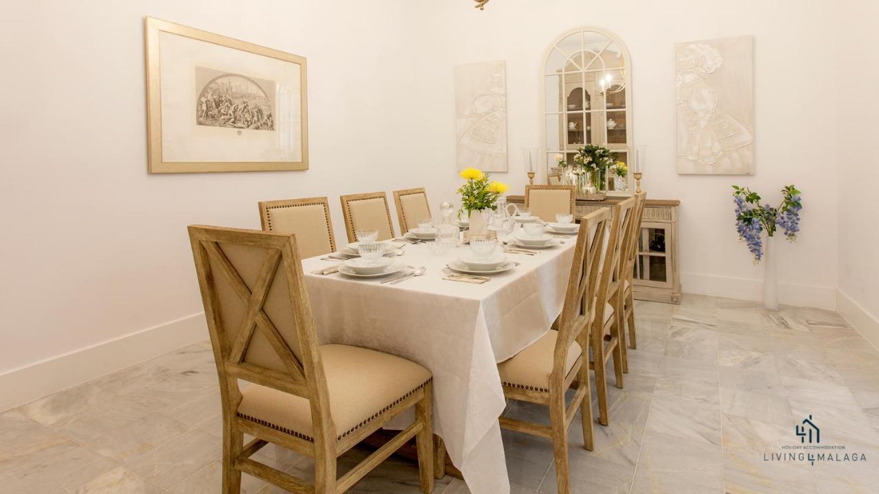 Апартаменты Living4Malaga Aduana Presidential Экстерьер фото